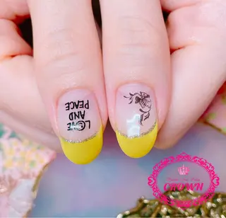 ネイル CROWN プライベートサロンのネイルデザイン