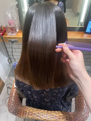 セミロング 暖色カラー🤎Red Neo meiのヘアスタイル