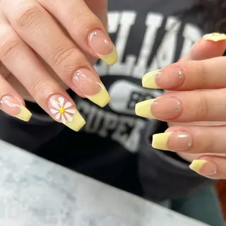 ネイル Laki nailのネイルデザイン