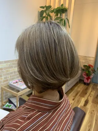 ショート ヘアアレンジ ヘアーハウス テンプラードのヘアスタイル