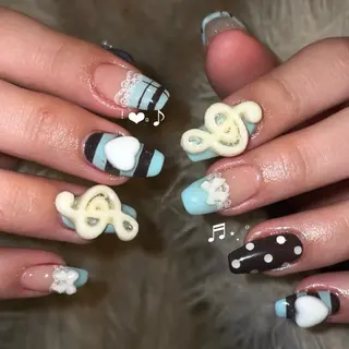 ネイル aya 🍓のネイルデザイン