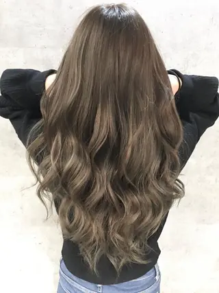 ロング KYOKO 【Bear】のヘアスタイル