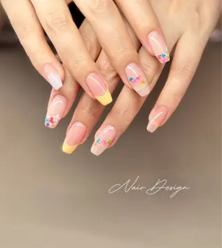 ネイル 𝓝𝓪𝓲𝓻 𝓝𝓪𝓲𝓵のネイルデザイン