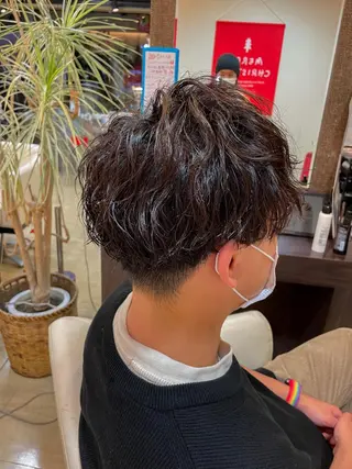 ミディアム パーマ メンズ メンズパーマ 赤司 泰樹のヘアスタイル
