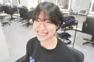 ショート ミヤザキ ユタカのヘアスタイル