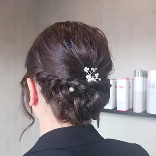 セミロング ヘアアレンジ 小林 梨香のヘアスタイル