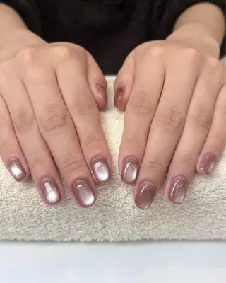 ネイル 宮崎 柊色のネイルデザイン