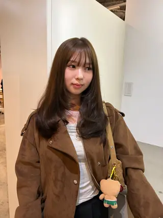 セミロング 🧣misaki 🧣のヘアスタイル