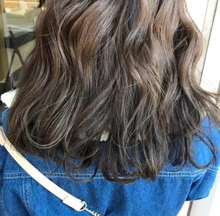 ロング カラー 滝本 里実のヘアスタイル