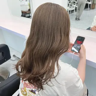 セミロング カラー トレンドレイヤー No.1/KOHEIのヘアスタイル
