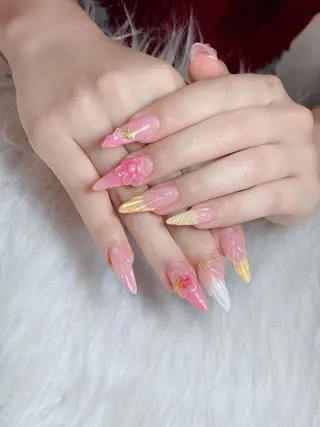 ネイル Queen Nail Salonのネイルデザイン