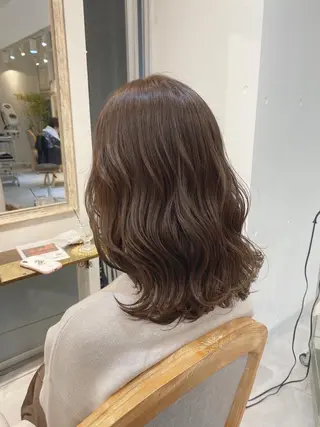 ミディアム カラー モテ前髪 タゴメ シンヤのヘアスタイル