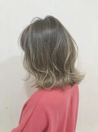 ミディアム カラー パーマ 小顔カット✨ 透明感カラー/村上のヘアスタイル