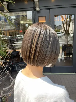 ショート カラー AKALA HAIR 西宮店 Juriのヘアスタイル