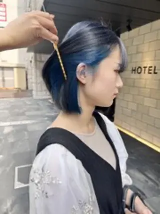 ミディアム カラー Runa/大人 かわいいハイトーンのヘアスタイル