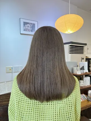 ロング 三國 栞音のヘアスタイル
