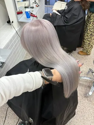 ロング カラー PELEハイトーン shinobuのヘアスタイル