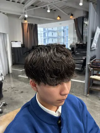 パーマ メンズ ニュアンス/シャドウ /韓国系/梅田茶屋町のヘアスタイル