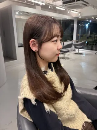 ロング 横岡 亜香里のヘアスタイル