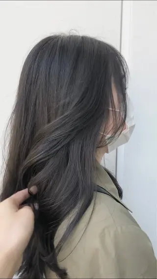 カラー 斉藤 真七のヘアスタイル