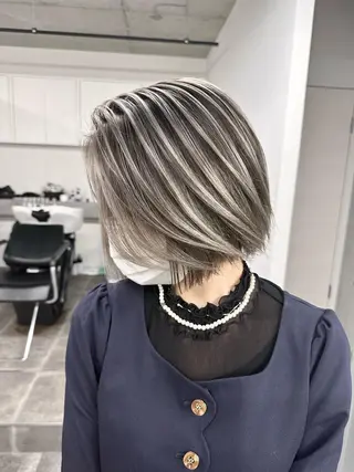 カラー 草島 友樹のヘアスタイル