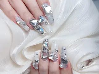 ネイル M🌷nail 長さだし専門店のネイルデザイン