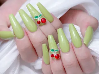 ネイル 🎀M nails✨ ビューティーのネイルデザイン