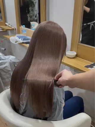 ロング カラー Kensho 京都駅 ケアブリーチのヘアスタイル