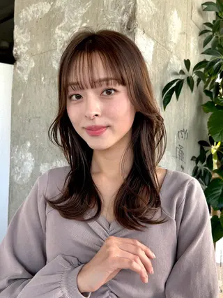 セミロング レイヤー特化/小顔顔 周り/セノ/表参道のヘアスタイル