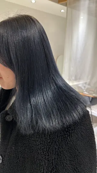 カラー 杉本 沙羅のヘアスタイル