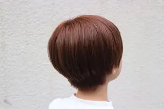 ショート HARUKI💐笹塚 インナーカラーのヘアスタイル