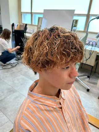 ショート カラー パーマ メンズ 艶透明感カラー/ ルーズパーマ/田中のヘアスタイル
