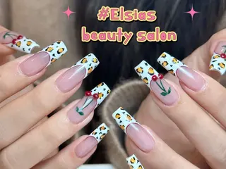 ネイル 🌸Elsias momokoのネイルデザイン