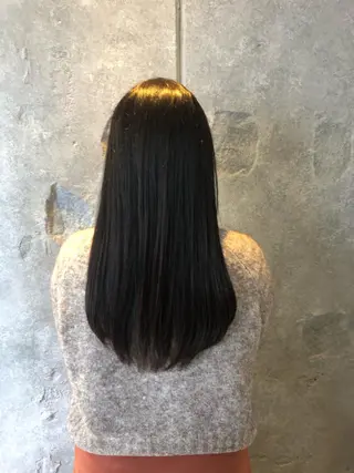 ロング カラー 大久保 遥日のヘアスタイル
