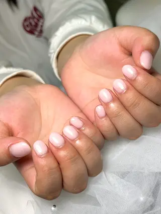 ネイル 池袋Uni nail 上品シンプルデザインのネイルデザイン
