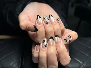 ネイル Yuui ⸜☺︎⸝‍のネイルデザイン