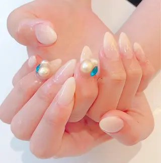 ネイル 髙橋 優菜のネイルデザイン