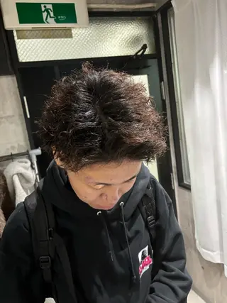 パーマ メンズ _WHITE / KENTOのヘアスタイル