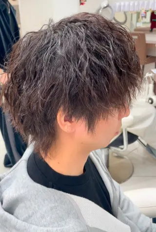 パーマ メンズ Yugaメンズパーマ /フェードカットのヘアスタイル