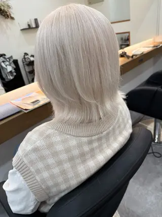 ミディアム カラー 村岡 芽衣のヘアスタイル