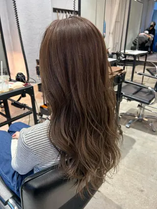 ロング カラー なかじま しほののヘアスタイル