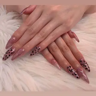 ネイル NAIL P-BOX .HACHIのネイルデザイン