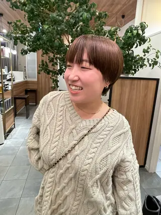ショート ボブ ホノカのヘアスタイル