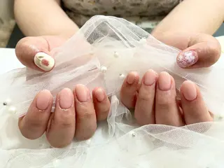 ネイル _WHITE+ 南海難波店のネイルデザイン