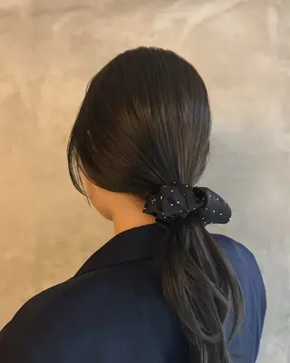 カラー Mori Aimiのヘアスタイル