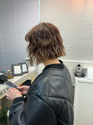 ショート パーマ 早瀬裕之 パーマのヘアスタイル