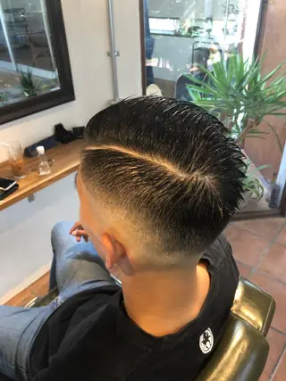 ショート メンズ 冨士川 英樹のヘアスタイル