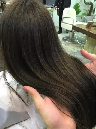 ロング 田中 裕士のヘアスタイル