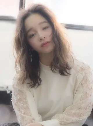 ロング 田中 あやなのヘアスタイル