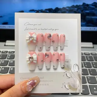ネイル KIMI 🐰のネイルデザイン